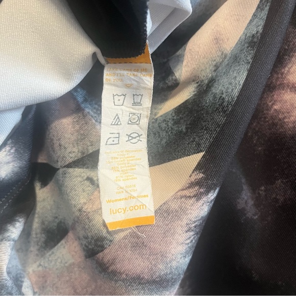 LUCY Sun Salutation Bra Activewear Top - Picture 7 of 10